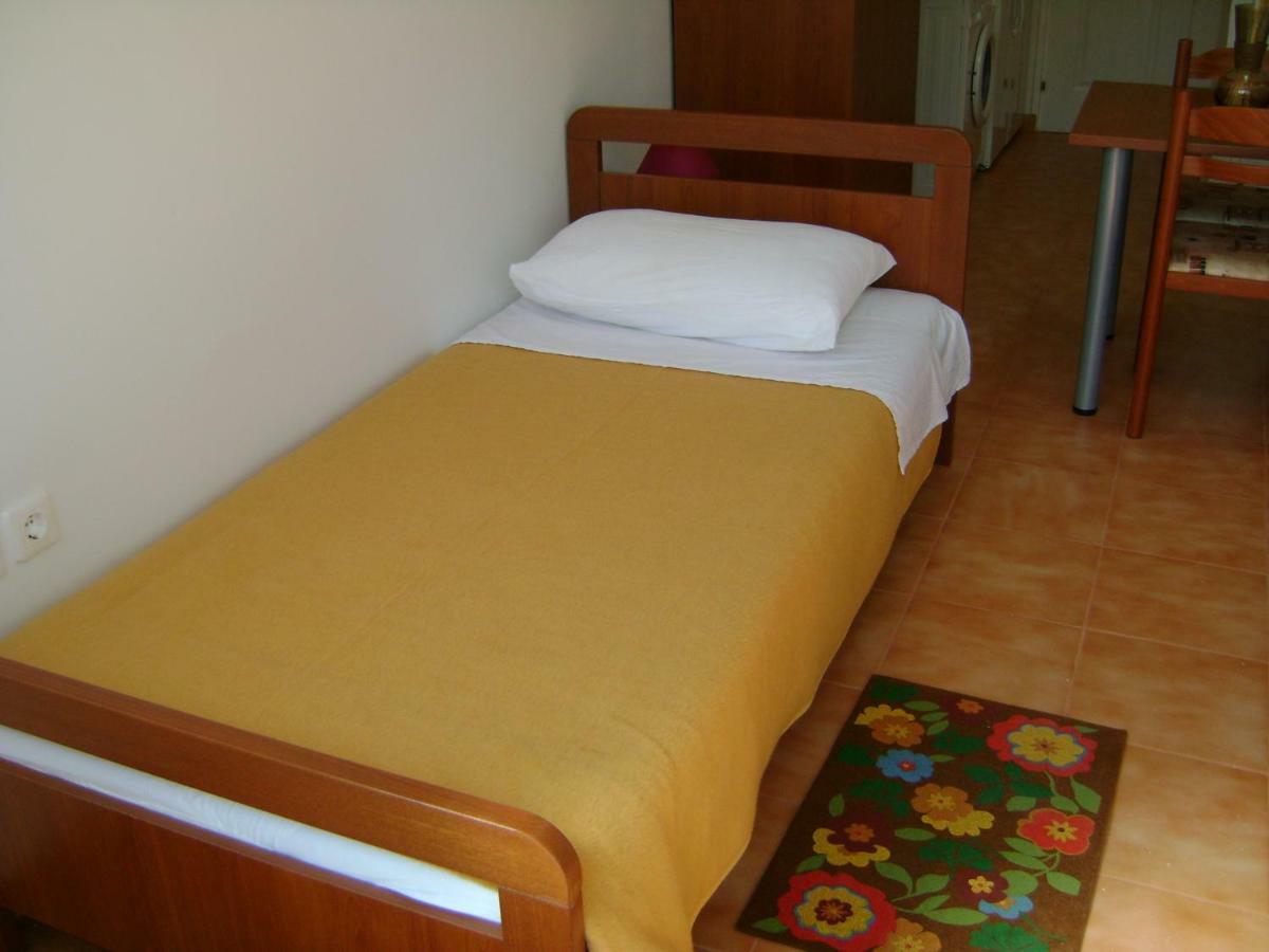Apartment For Holidays In พูลา ห้อง รูปภาพ