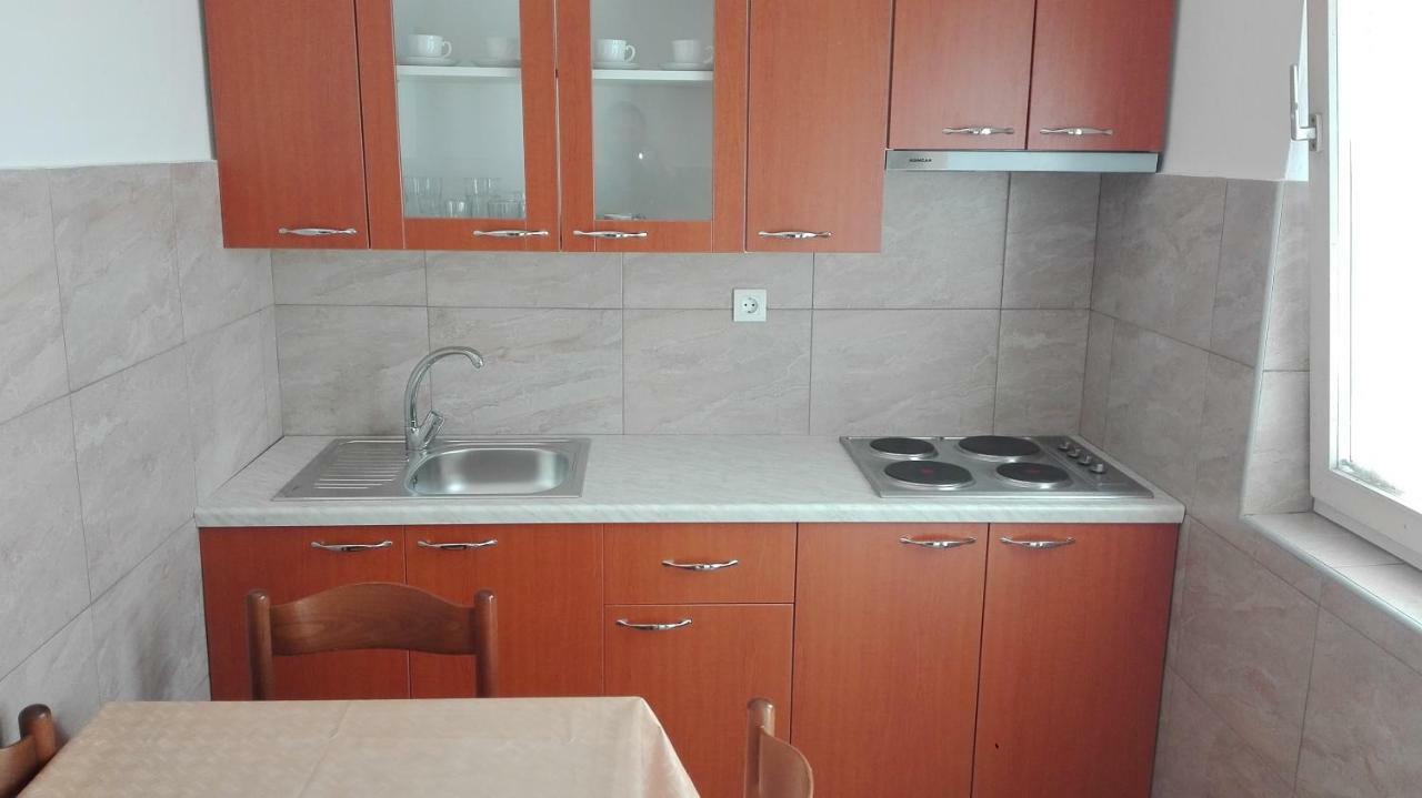Apartment For Holidays In พูลา ภายนอก รูปภาพ